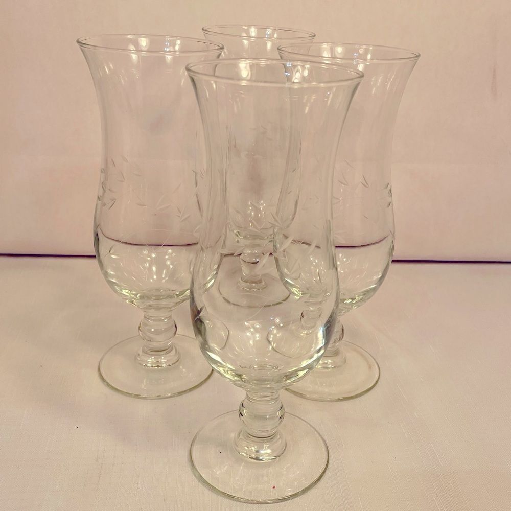 4 VINTAGE PRINCESS HOUSE HURRICANE GLASSES IN HERITAGE PATTERN LIKE NEW